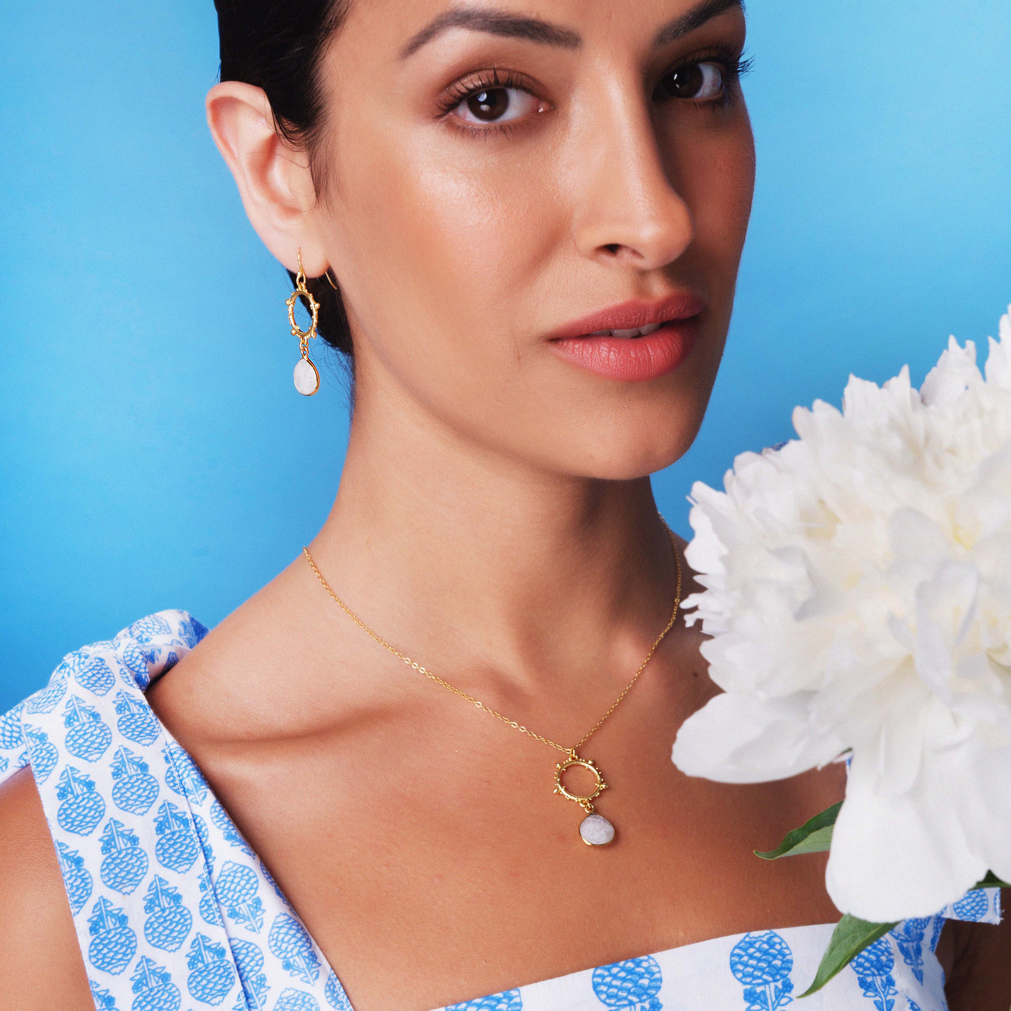 Allegra Necklace White Moonstone - Image 3