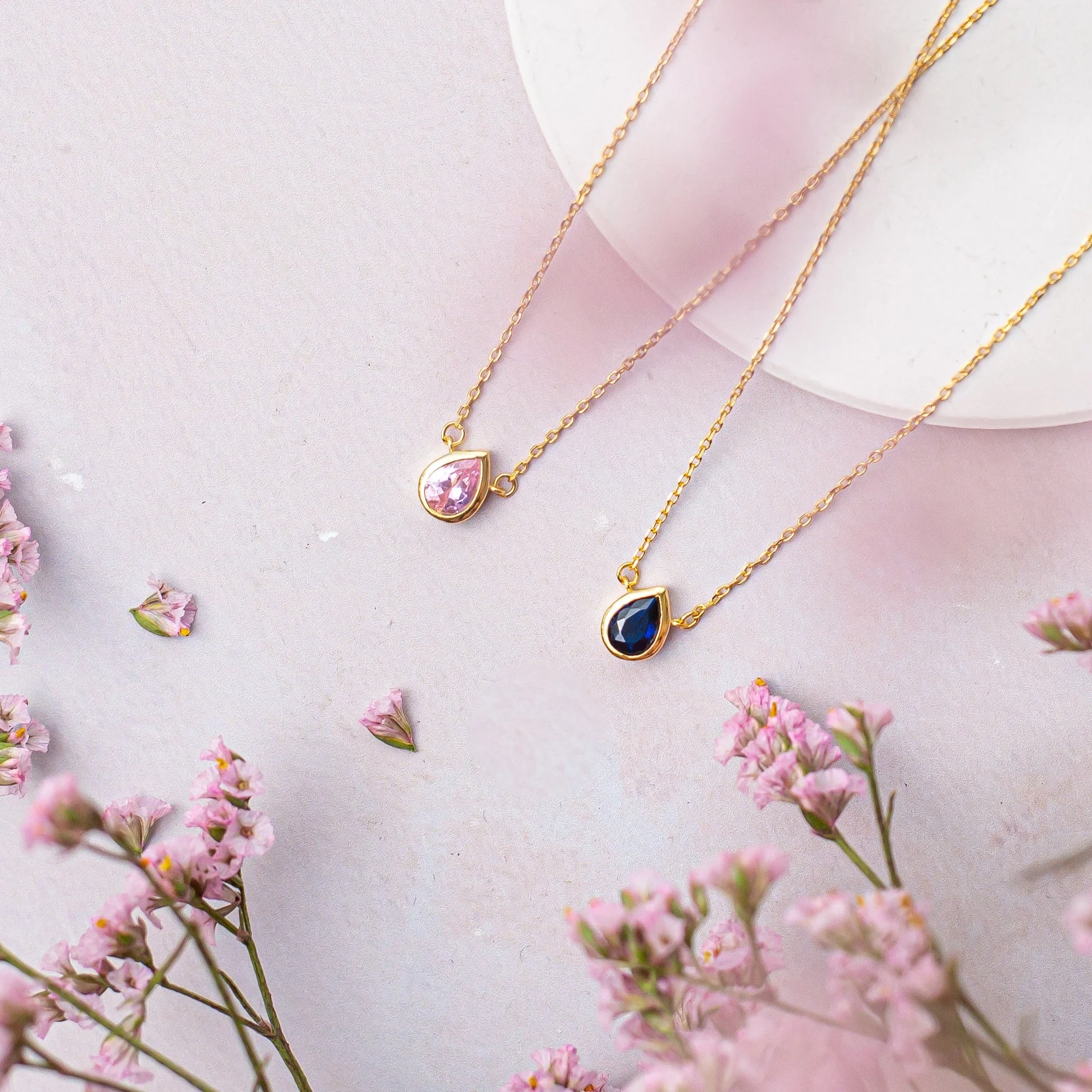 Blossom Necklace Pink - Image 3