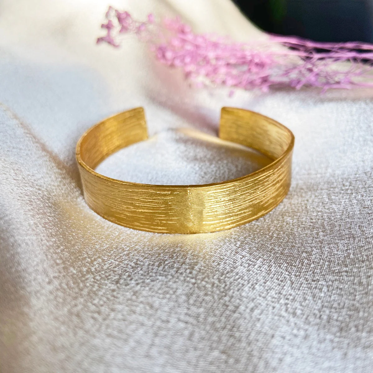 Aphrodite Brushed Gold Bangle - Image 5