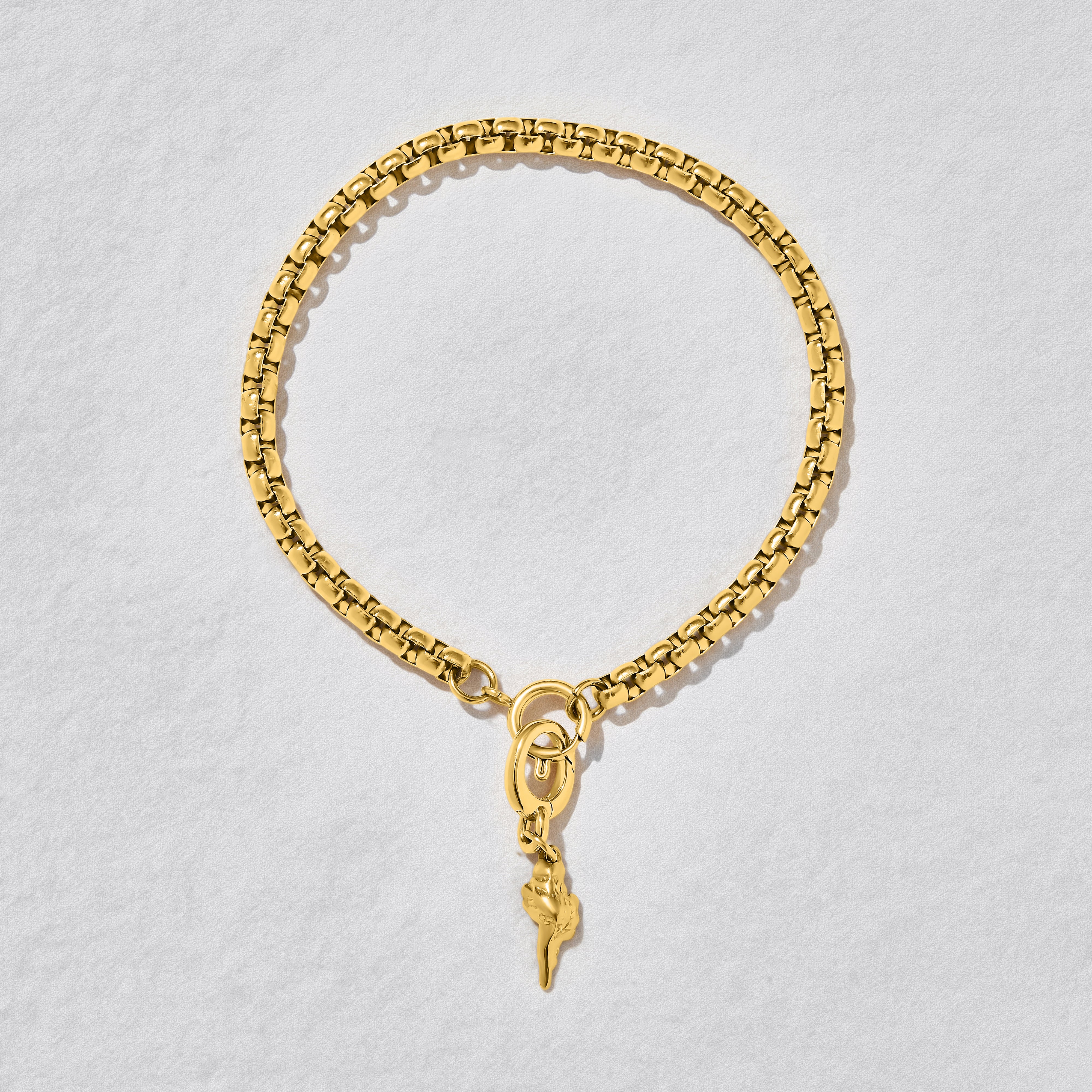 Dakota Chunky Gold Bracelet - Image 2