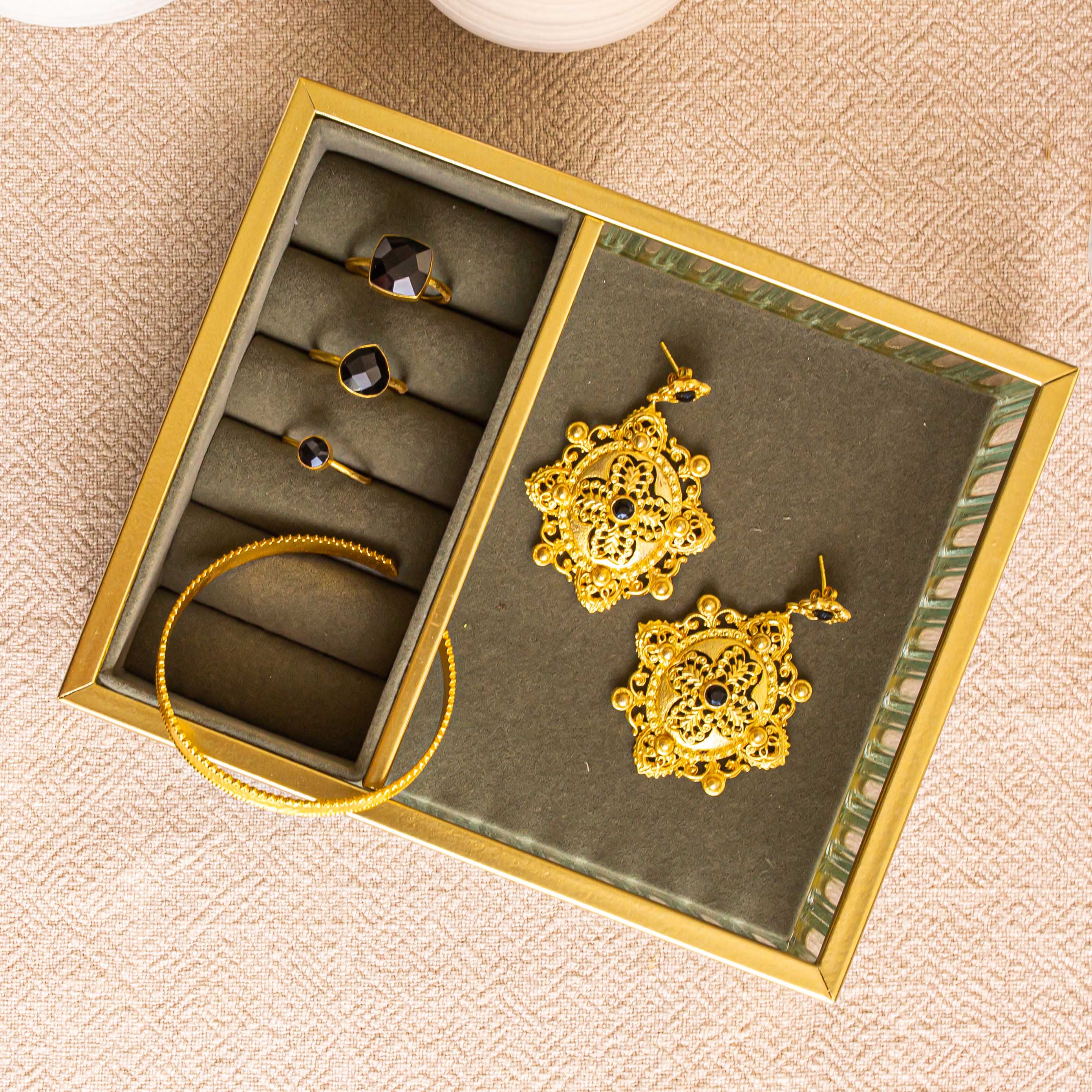Fairbanks Earrings - Image 4