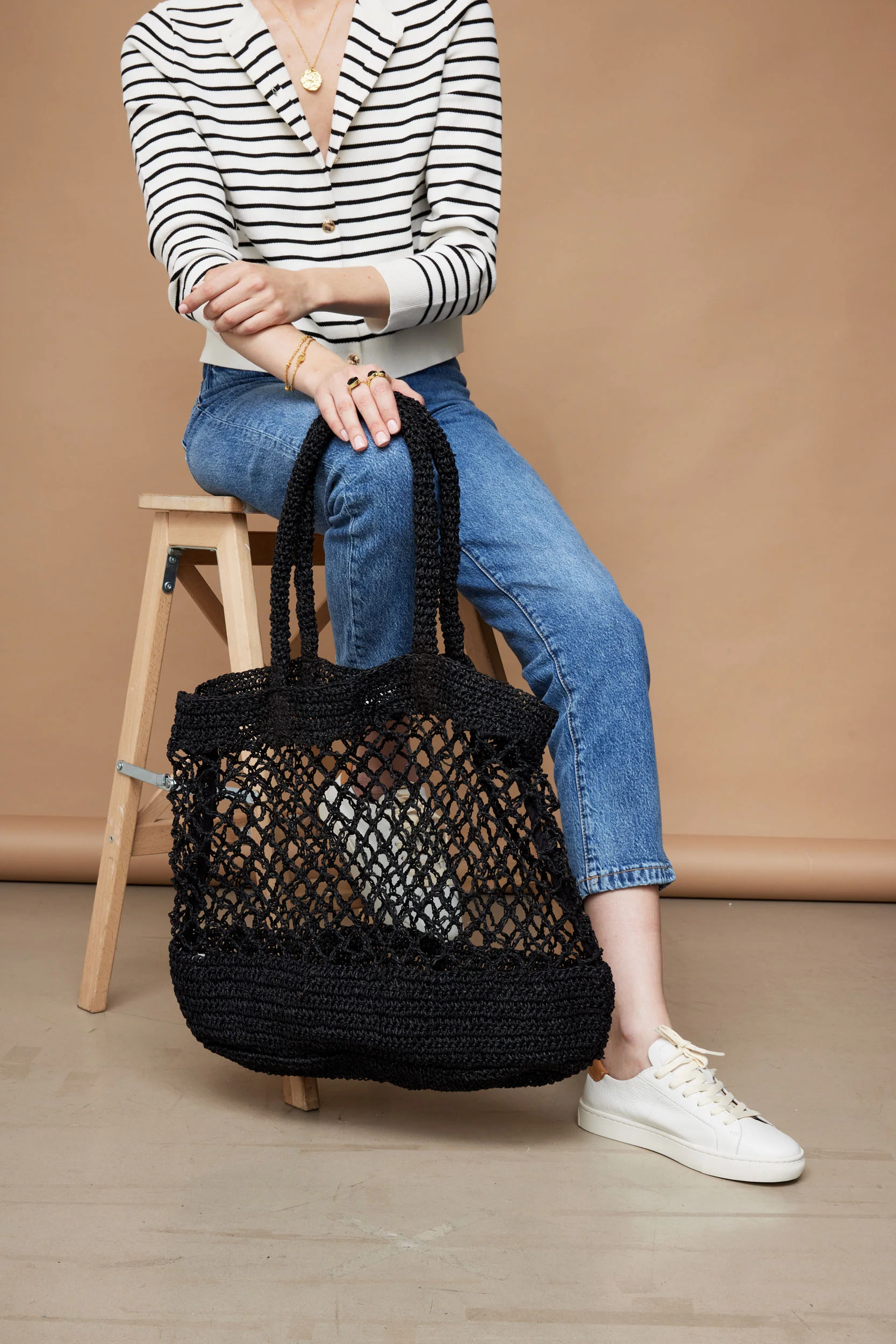 Firenze Black Raffia Tote Bag - Image 6