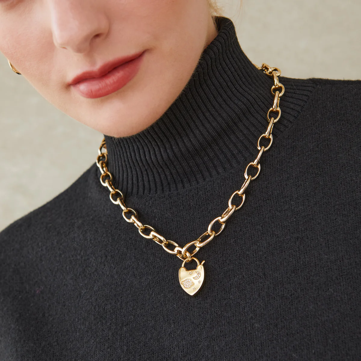 Sky Locket Charm Gold - Image 2