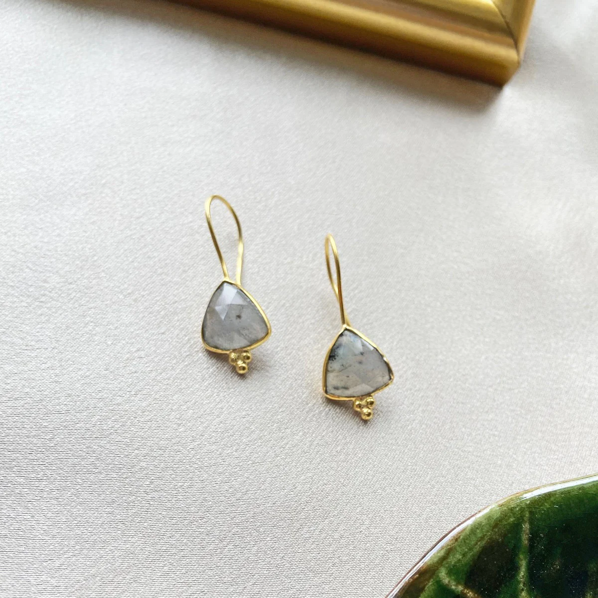Lola Labradorite Earrings - Image 3