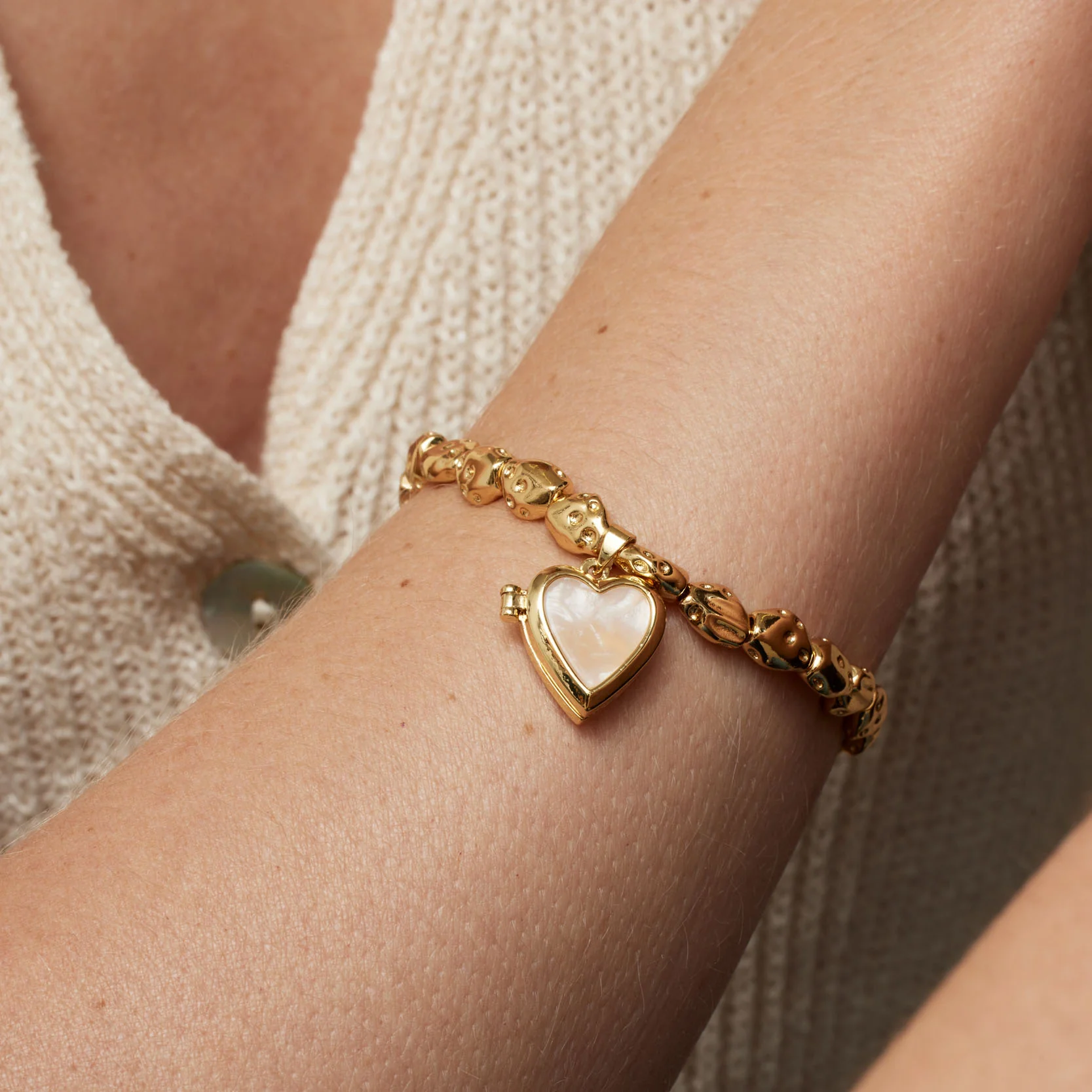 Roxy White Heart Locket Bracelet - Image 2