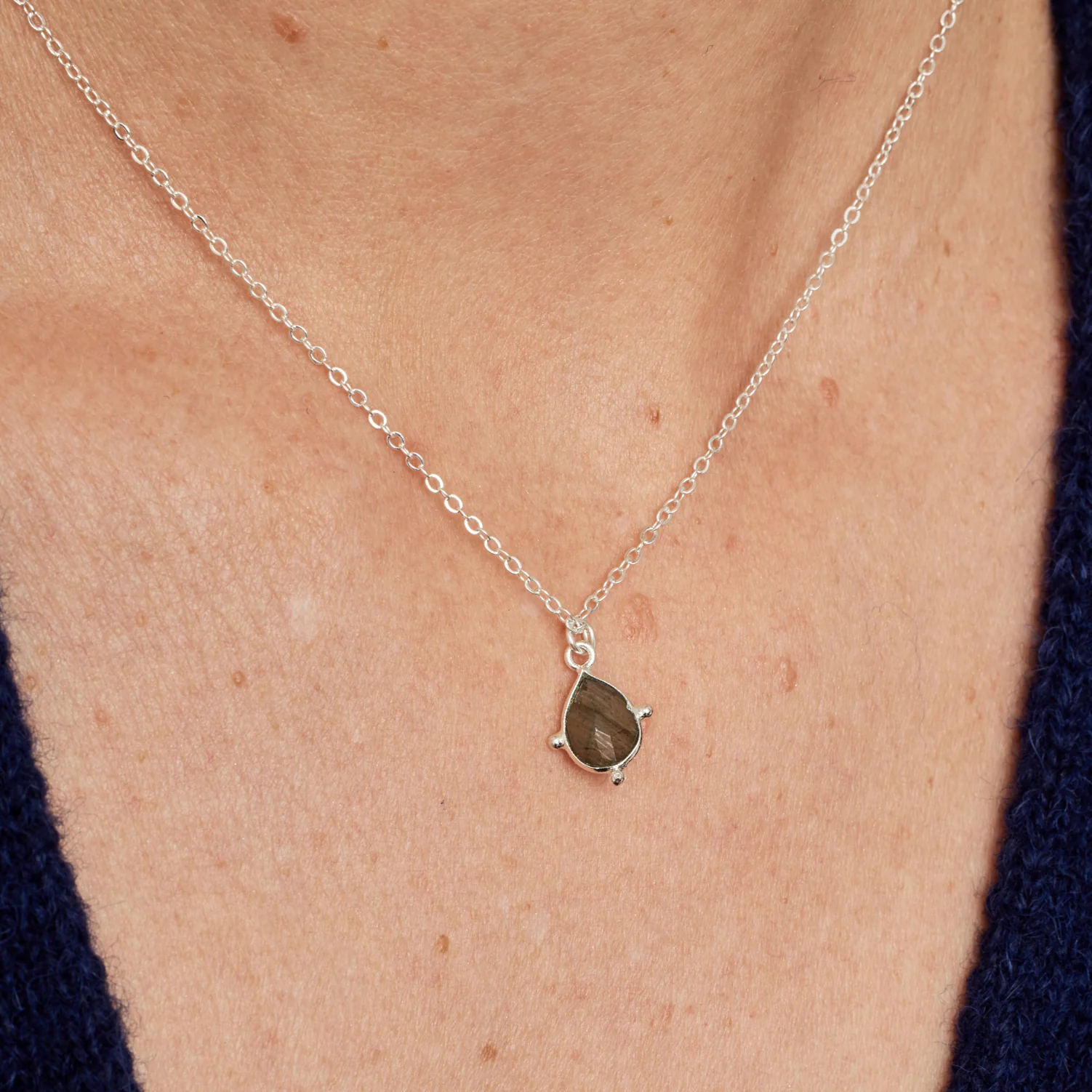 Snowdrop Silver Labradorite Necklace - Image 4
