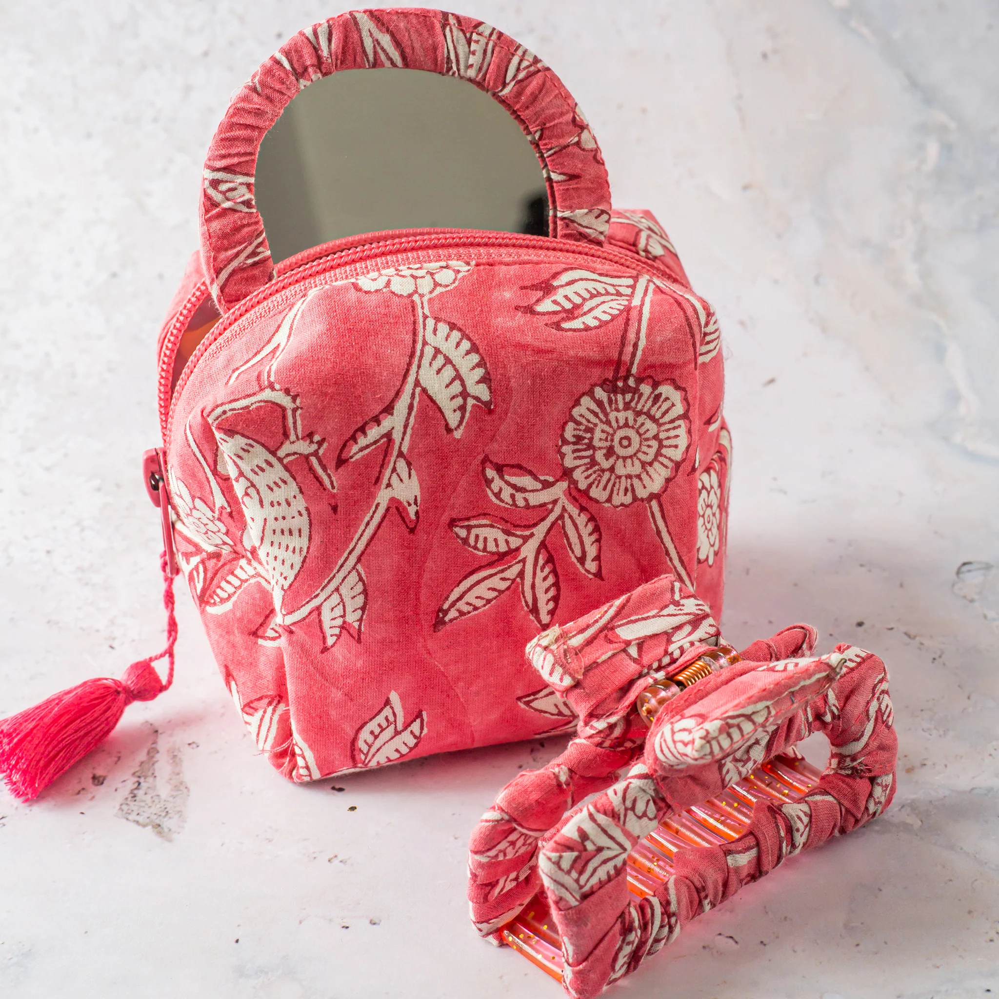 The Compact Cosmetic Set - Image 6
