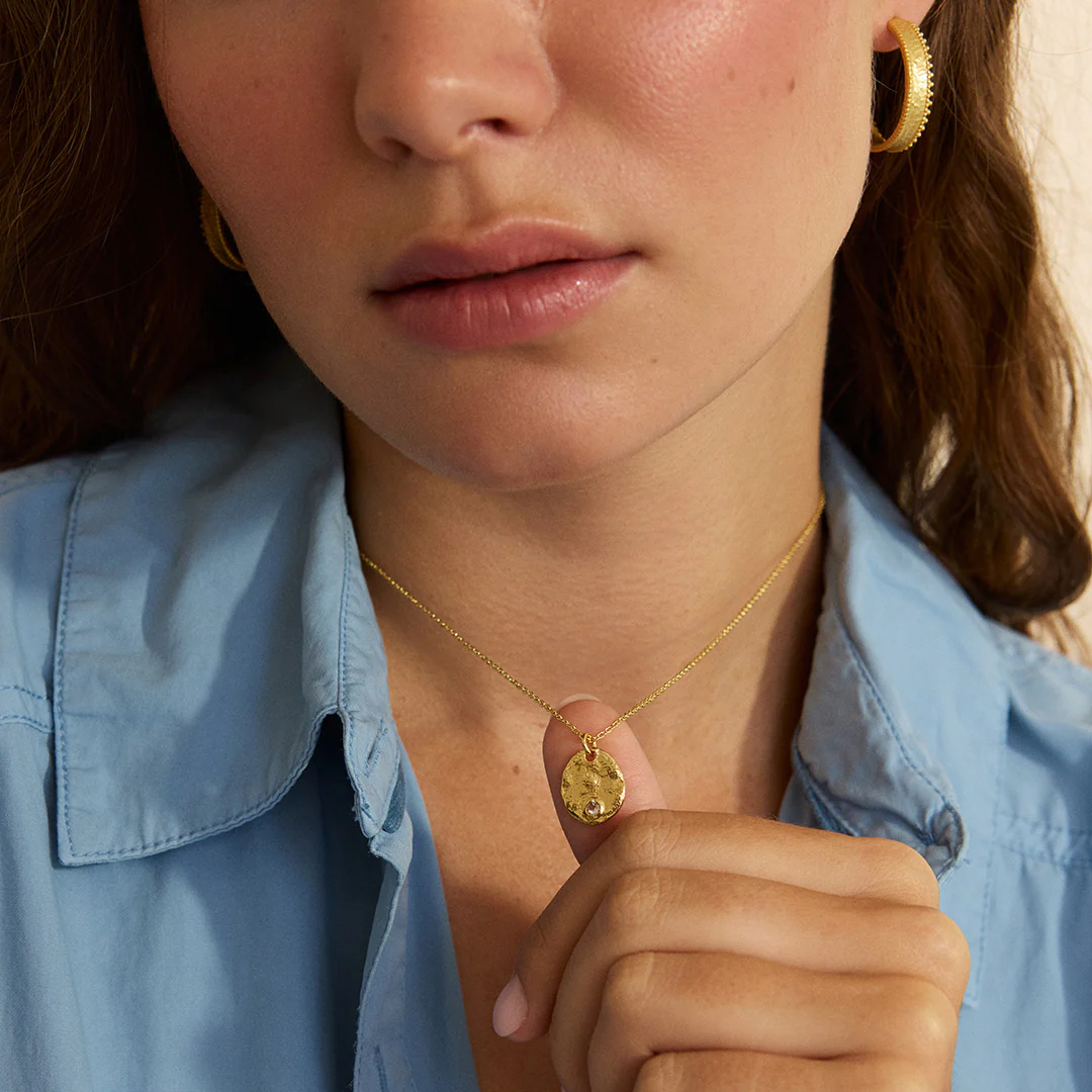 Venice Gold Coin Necklace - Image 2