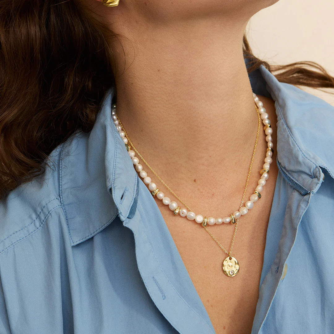 Venice Gold Coin Necklace - Image 3