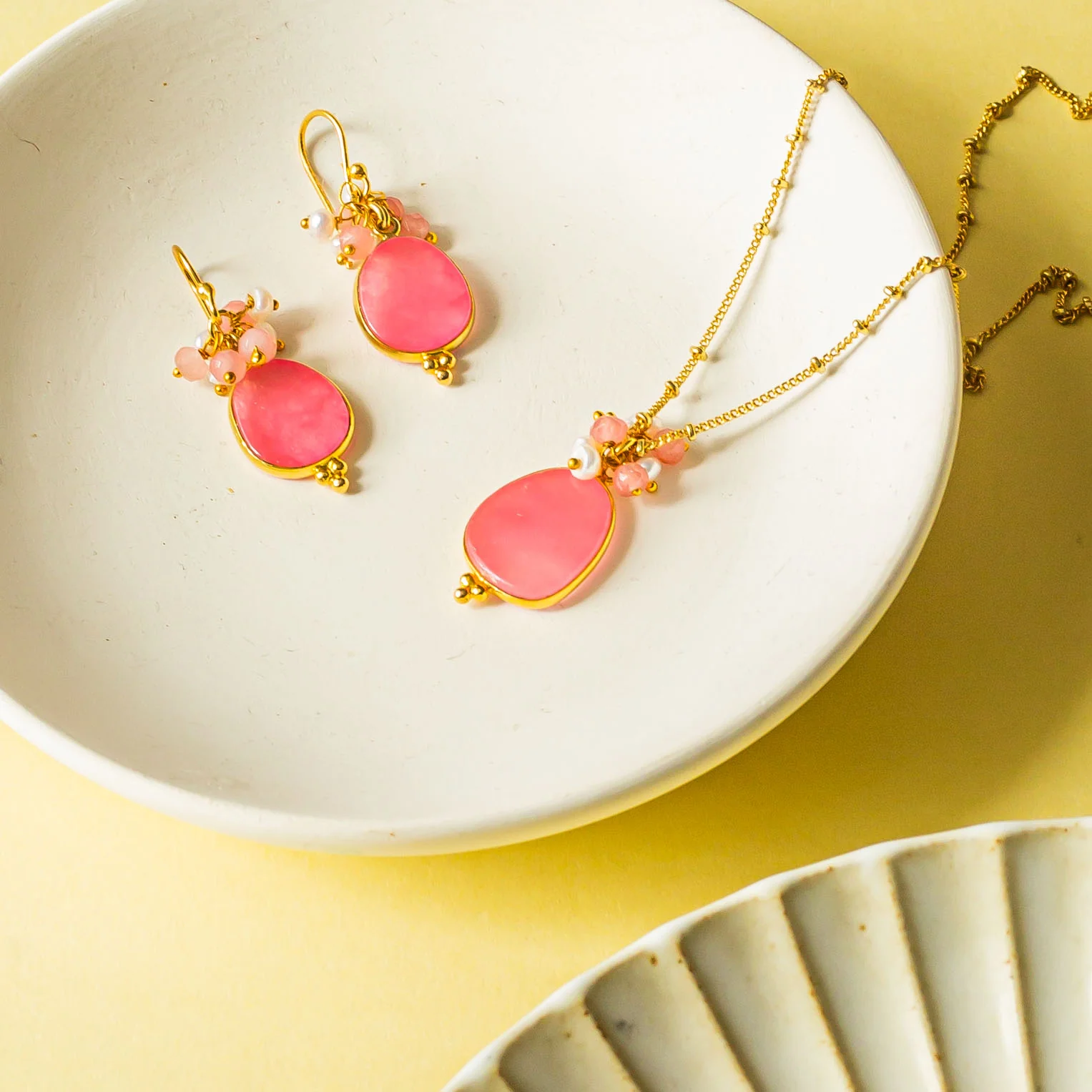 Willow Pink Jade Earrings - Image 3